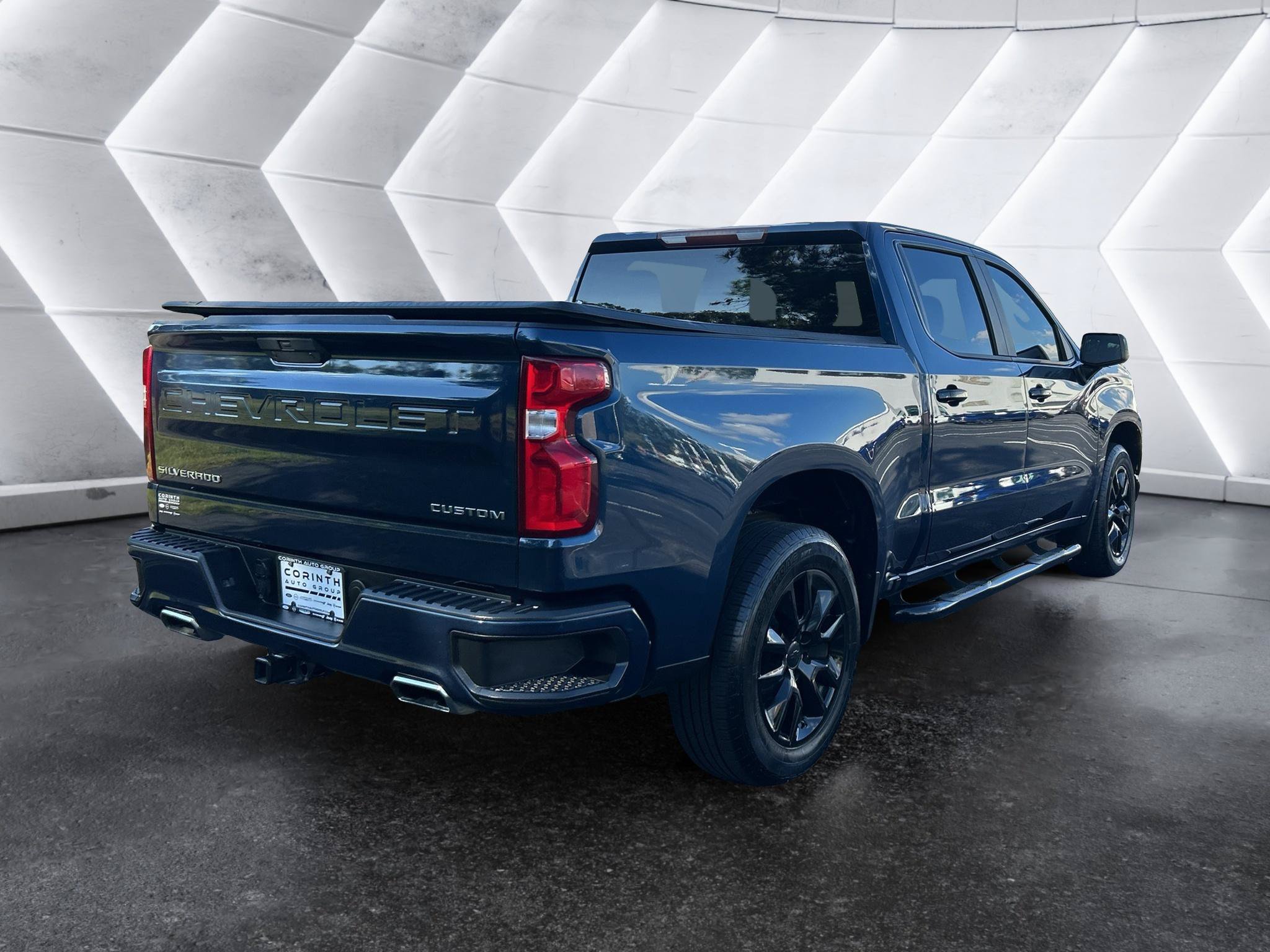 Used 2019 Chevrolet Silverado 1500 Custom w/ Custom Value Package RWD image 7