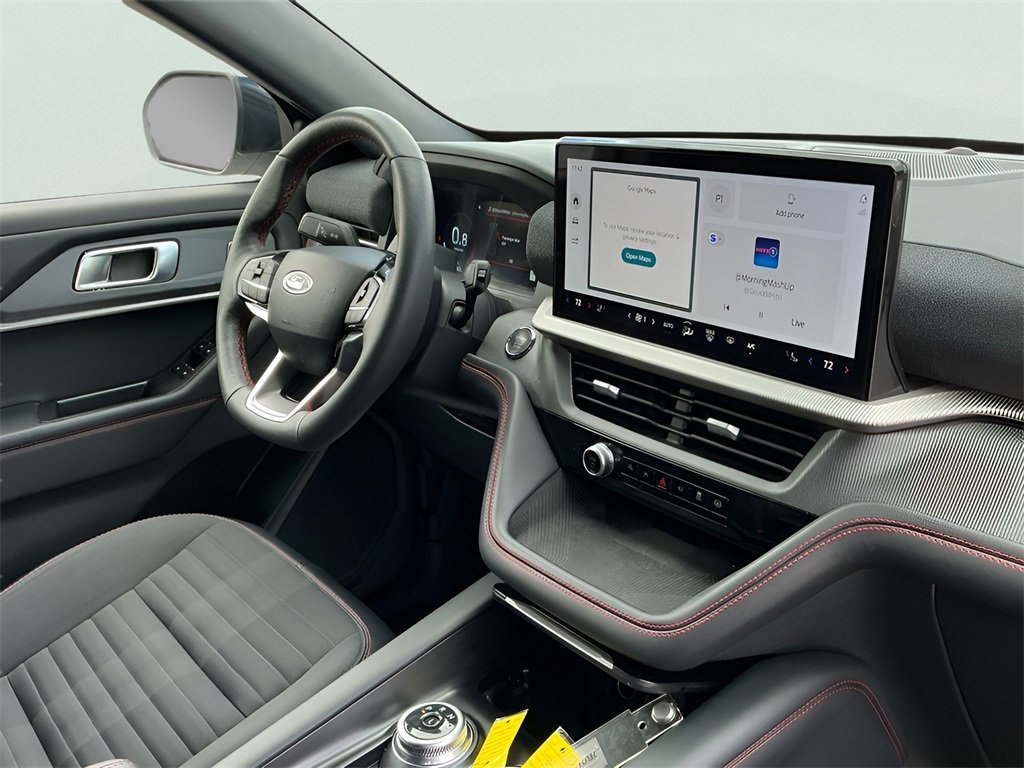 Certified 2025 Ford Explorer ST-Line w/ ST-Line Street Pack image 38