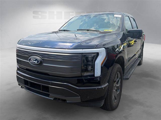 Certified 2025 Ford F150 Lightning Lariat AWD/4WD image 15