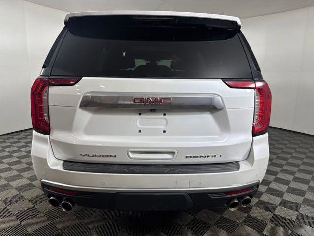 Used 2022 GMC Yukon Denali AWD/4WD image 24