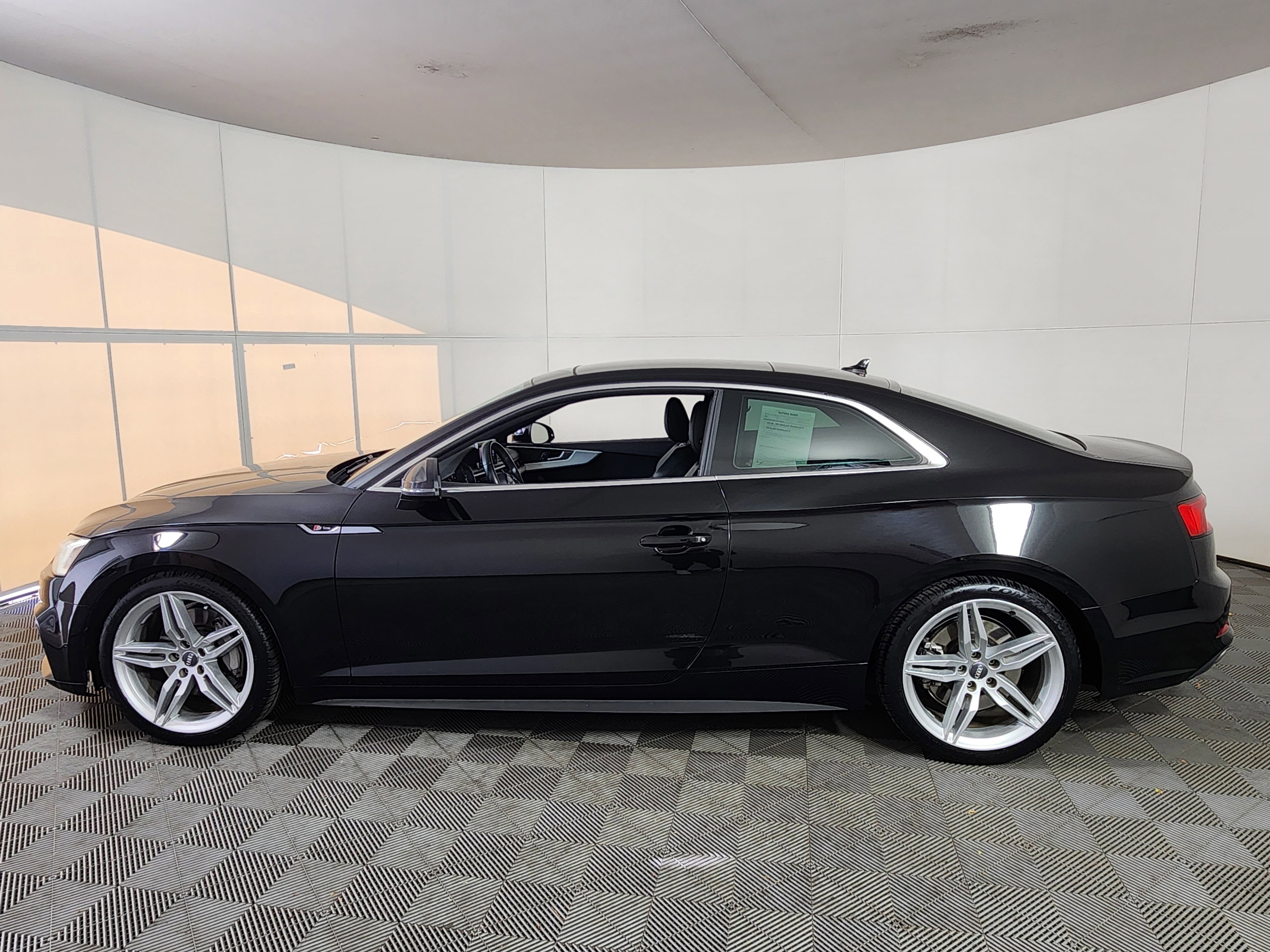 Used 2018 Audi A5 2.0T Premium Plus image 2