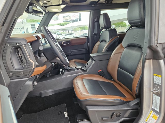 Certified 2024 Ford Bronco Outer Banks w/ Sasquatch Package AWD/4WD image 17