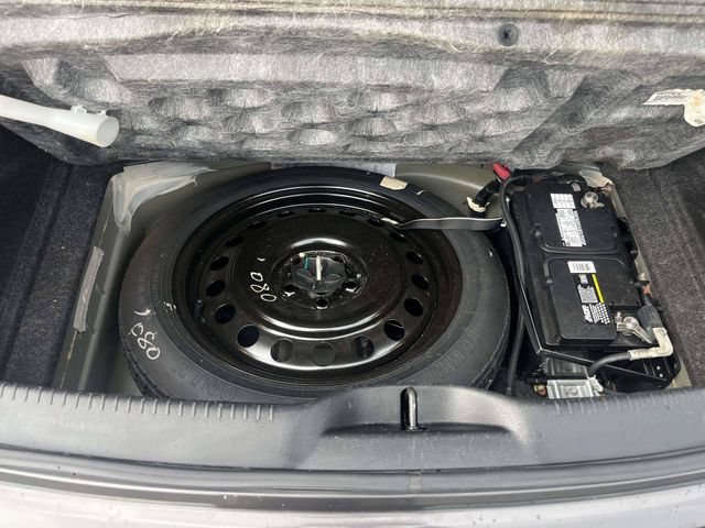 Used 2019 Chrysler 300 Touring w/ Sport Appearance Package RWD image 13