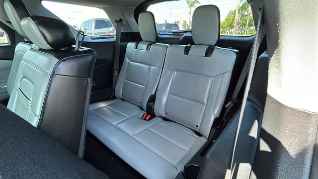 Certified 2021 Ford Explorer XLT w/ Equipment Group 202A RWD image 17