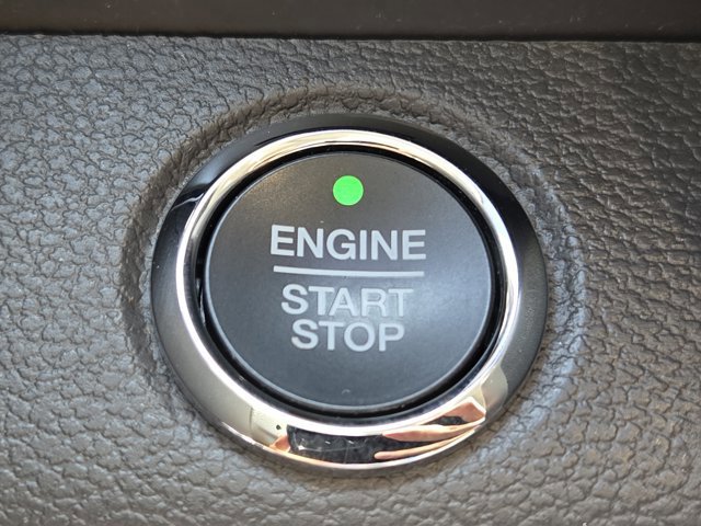 Certified 2019 Ford Expedition XLT w/ Equipment Group 202A image 18