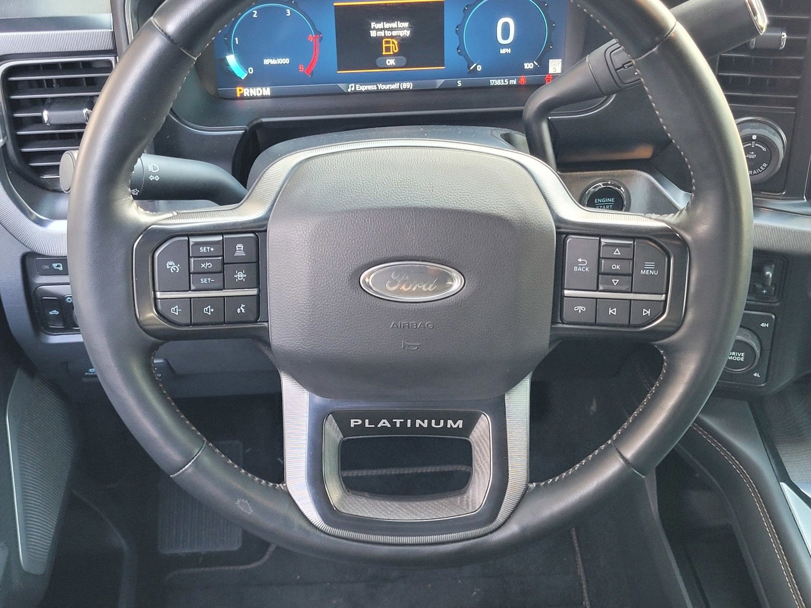 Certified 2023 Ford F250 Platinum image 12