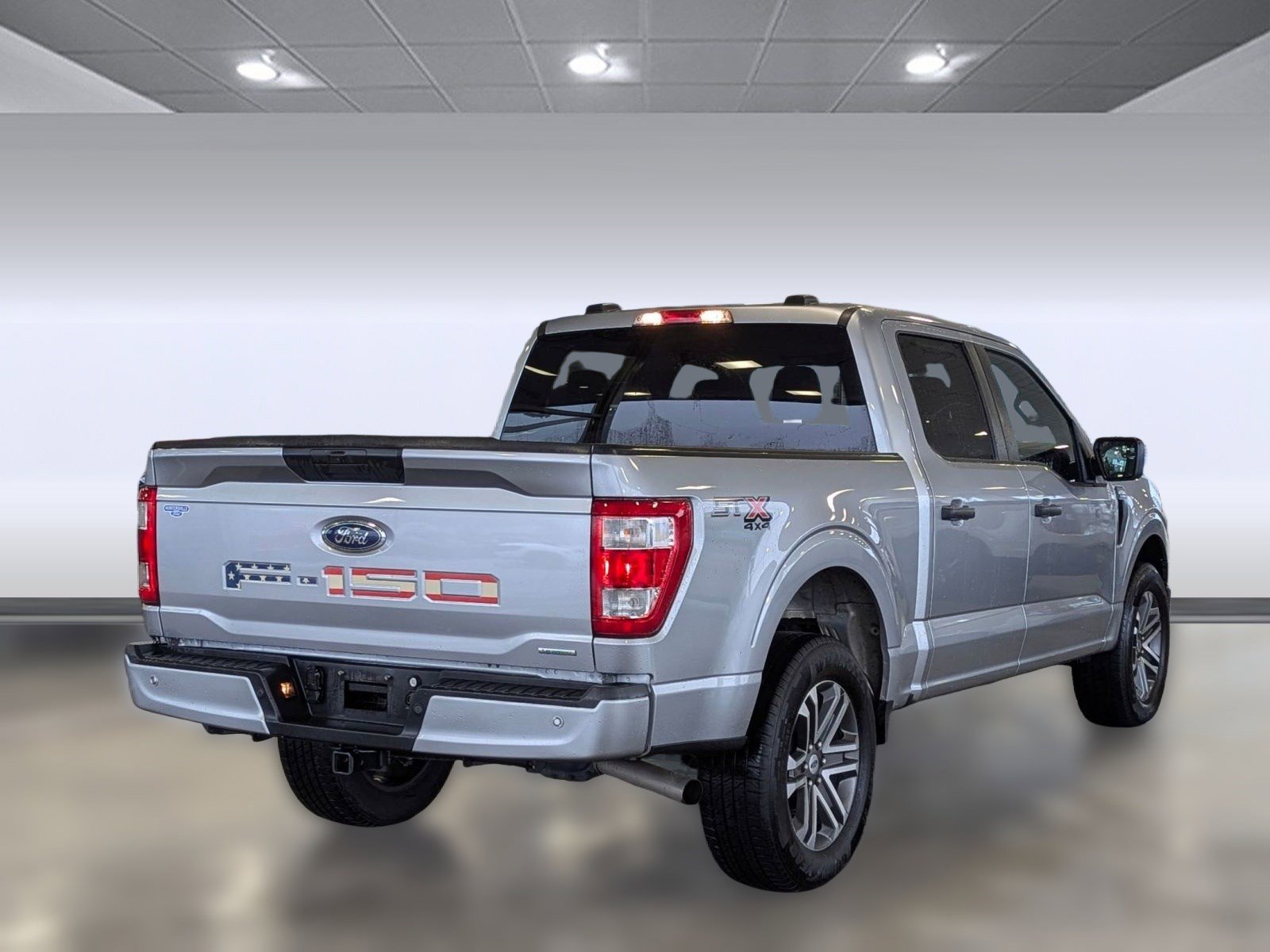 Certified 2022 Ford F150 XL w/ STX Appearance Package image 9