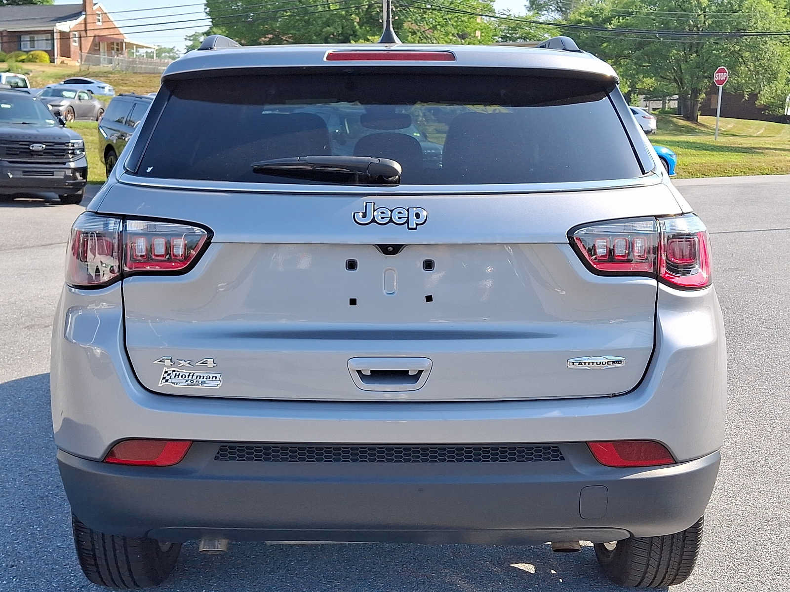 Used 2023 Jeep Compass Latitude AWD/4WD image 5