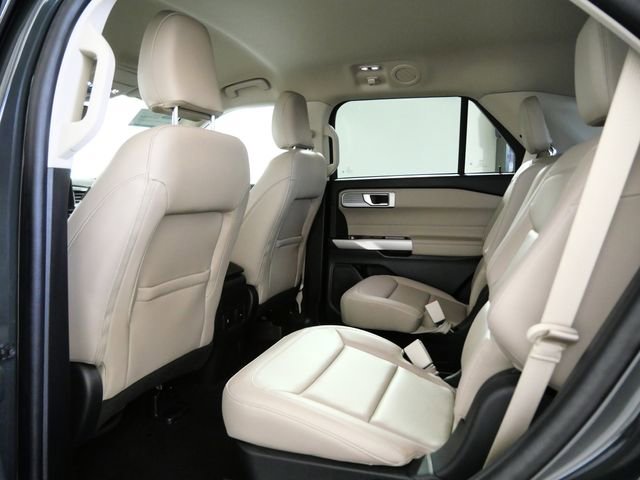 Certified 2024 Ford Explorer XLT w/ Equipment Group 202A AWD/4WD image 13