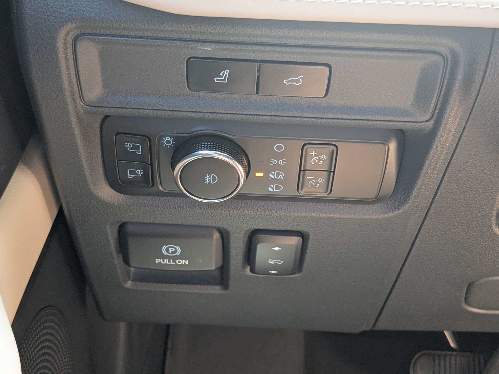 Certified 2023 Ford Expedition Platinum AWD/4WD image 29