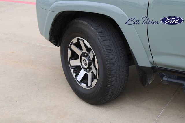 Used 2023 Toyota 4Runner TRD Off-Road Premium w/ Moonroof Package AWD/4WD image 8