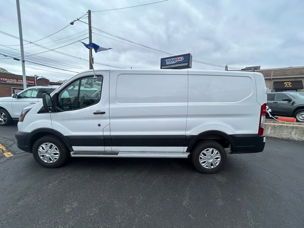 Certified 2024 Ford Transit 250 Low Roof w/ Exterior Upgrade Package image 4