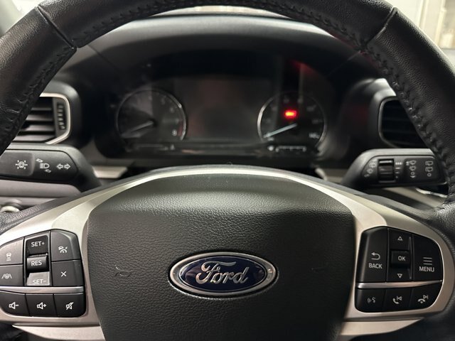 Certified 2023 Ford Explorer XLT w/ Equipment Group 202A AWD/4WD image 14