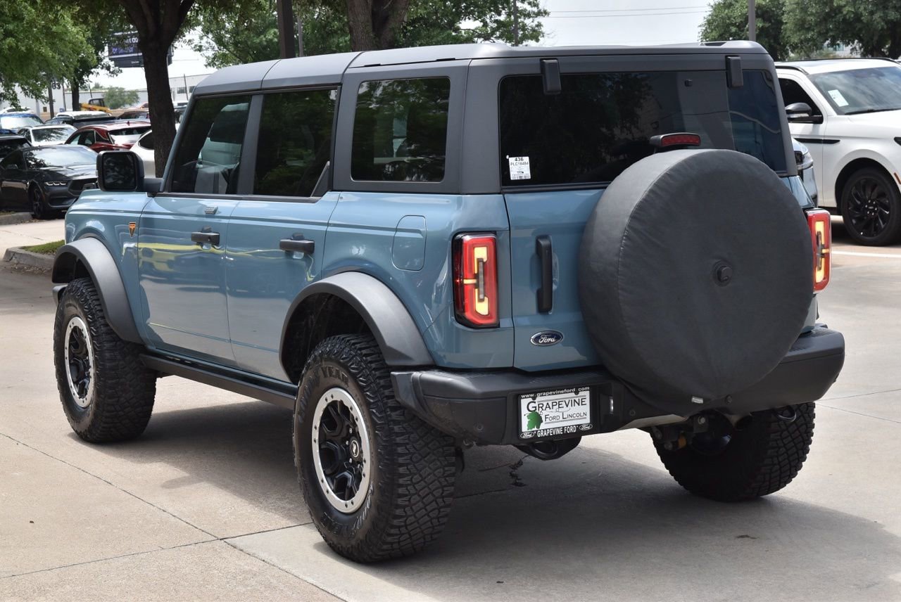 Certified 2023 Ford Bronco Badlands w/ Sasquatch Package AWD/4WD image 10