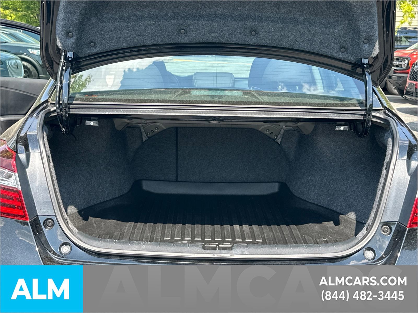 Used 2017 Honda Accord EX-L image 22