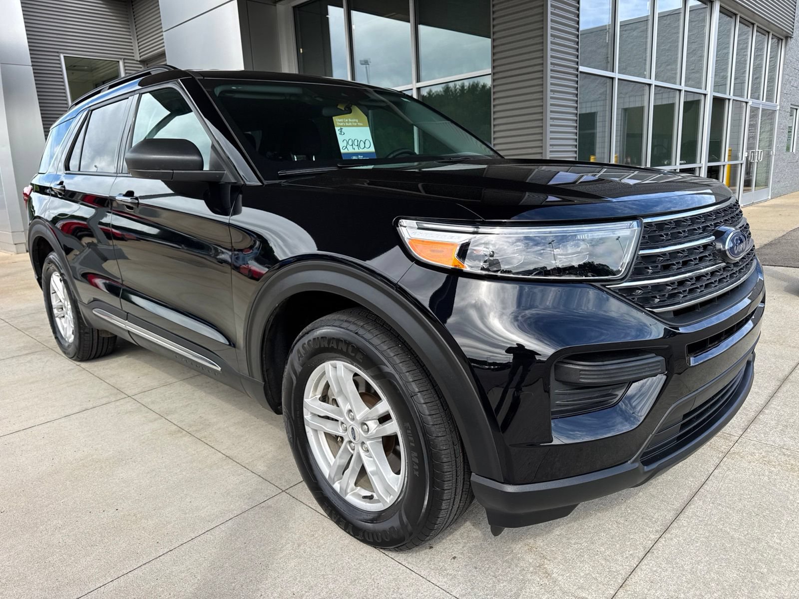 Certified 2023 Ford Explorer XLT AWD/4WD image 10