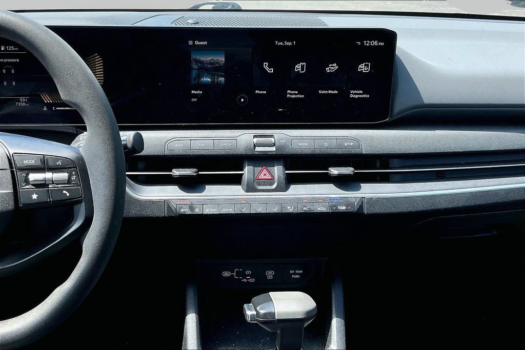 Used 2025 Kia K4 FWD image 6