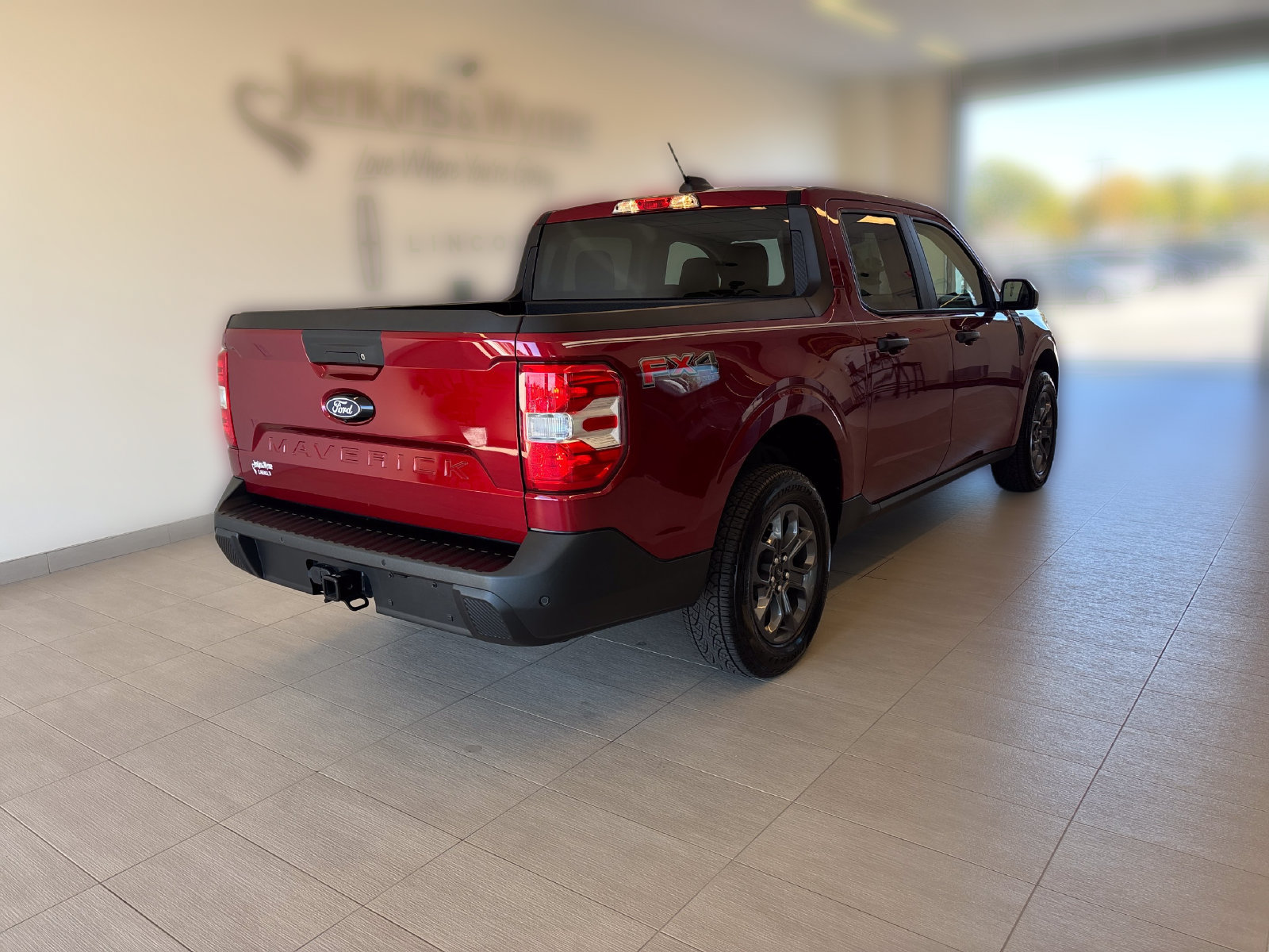 Certified 2025 Ford Maverick XLT w/ XLT Luxury Package AWD/4WD image 2