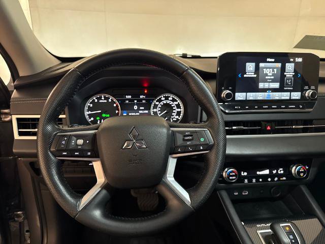 Used 2022 Mitsubishi Outlander SE FWD image 7