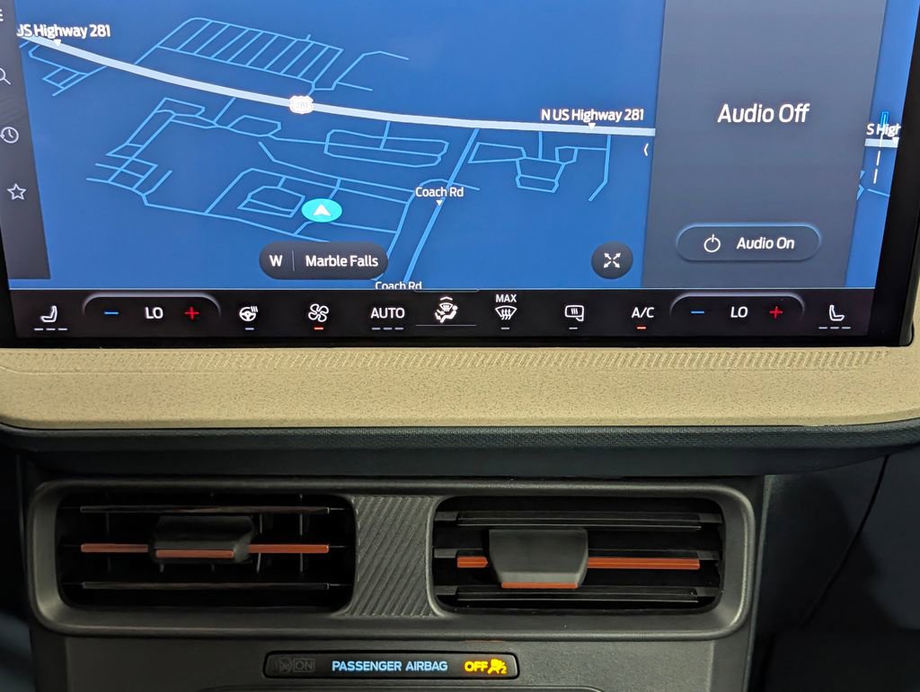Certified 2025 Ford Maverick Lariat AWD/4WD image 16