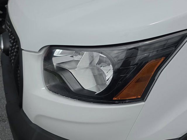 Certified 2022 Ford Transit 350 DRW image 9