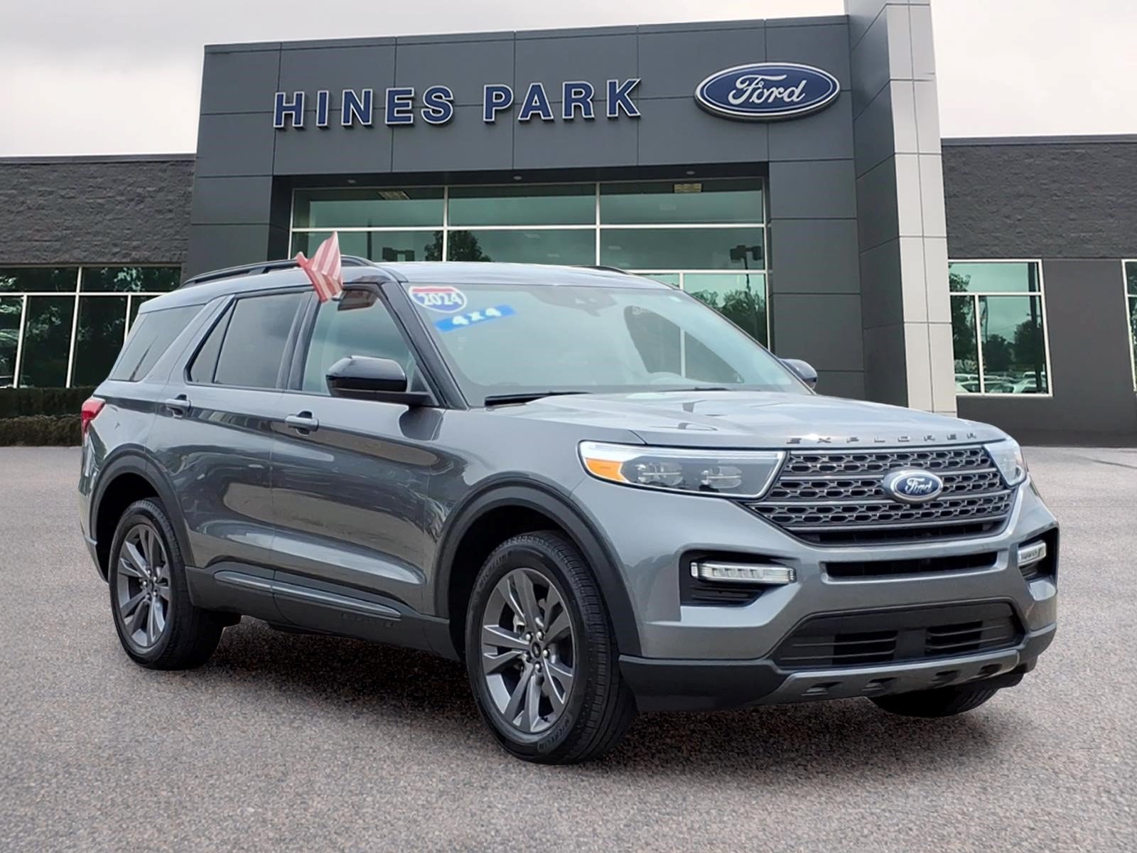 Certified 2024 Ford Explorer XLT w/ Equipment Group 202A