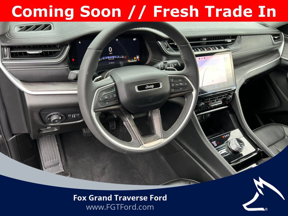 Used 2023 Jeep Grand Cherokee Limited AWD/4WD image 14