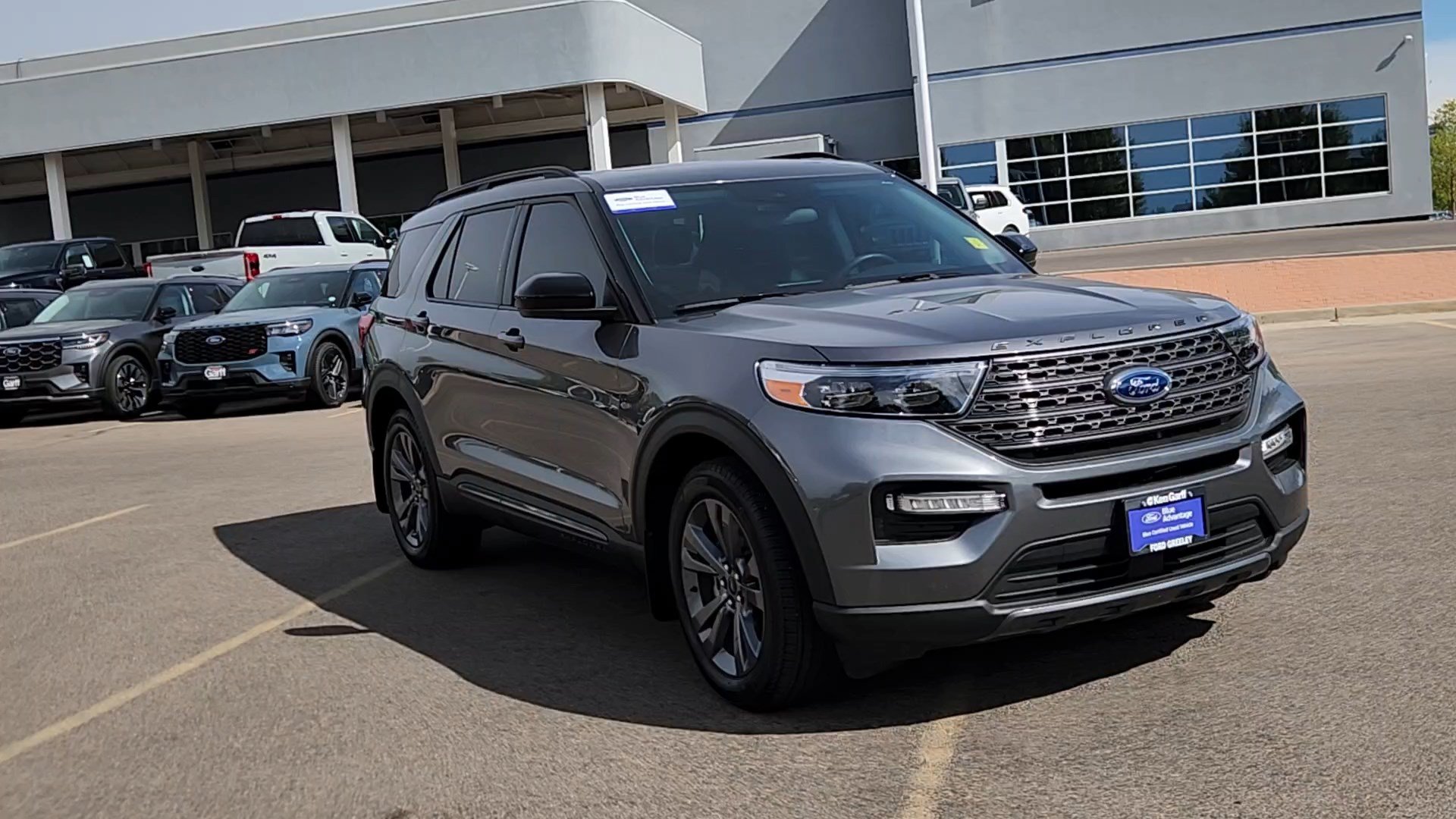 Certified 2024 Ford Explorer XLT w/ Equipment Group 202A AWD/4WD image 6