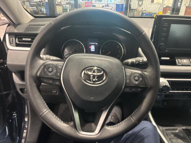 Used 2022 Toyota RAV4 XLE Premium FWD image 13