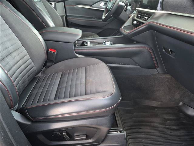 Certified 2025 Ford Explorer ST-Line RWD image 21