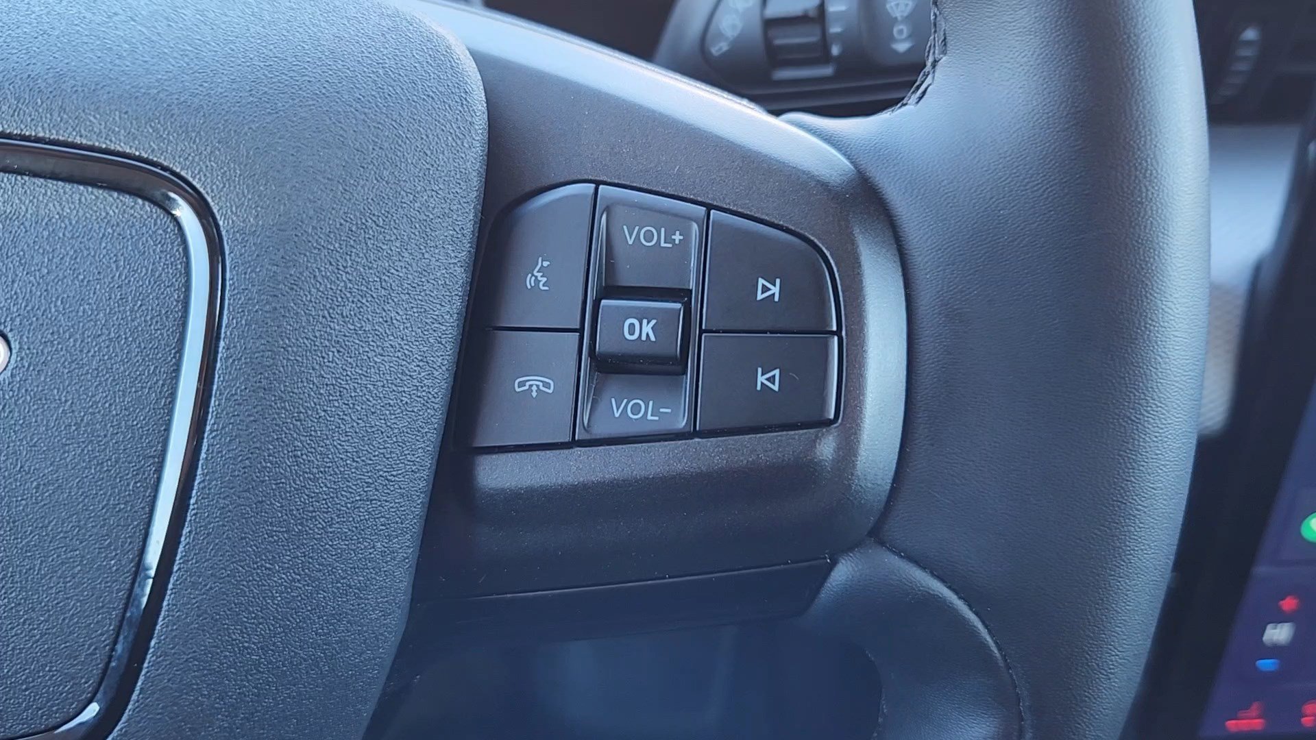 Certified 2023 Ford Mustang Mach-E Select w/ Comfort Package Lite image 13