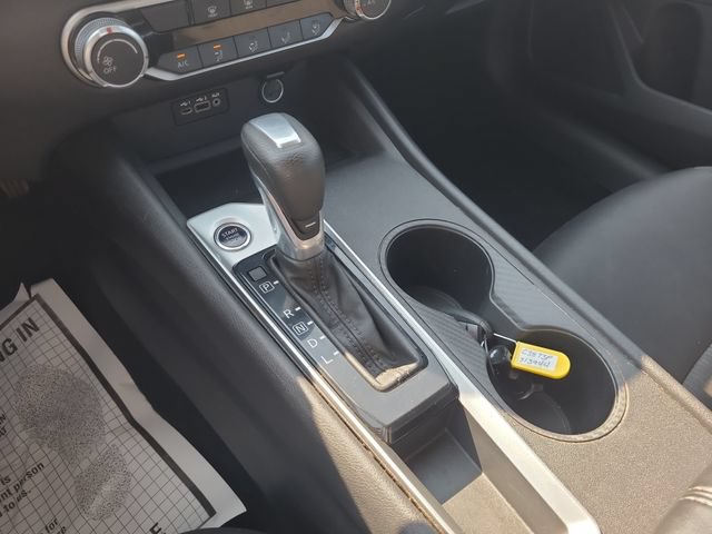Used 2025 Nissan Altima 2.5 SV FWD image 30