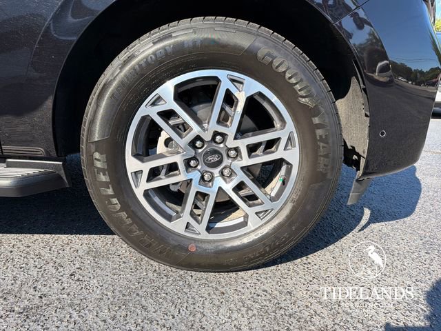 Certified 2025 Ford Expedition Active RWD image 34