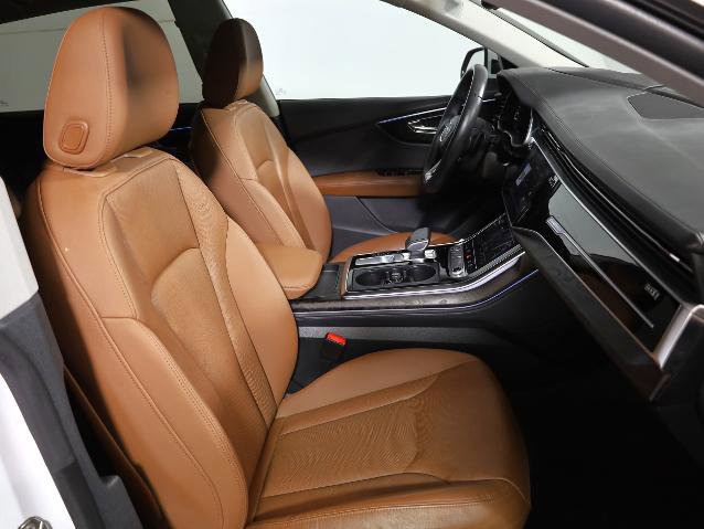 Used 2022 Audi Q8 Prestige w/ Prestige Package image 9