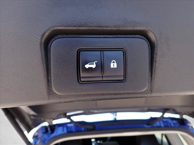 Used 2023 Nissan Rogue SL w/ SL Premium Package AWD/4WD image 9