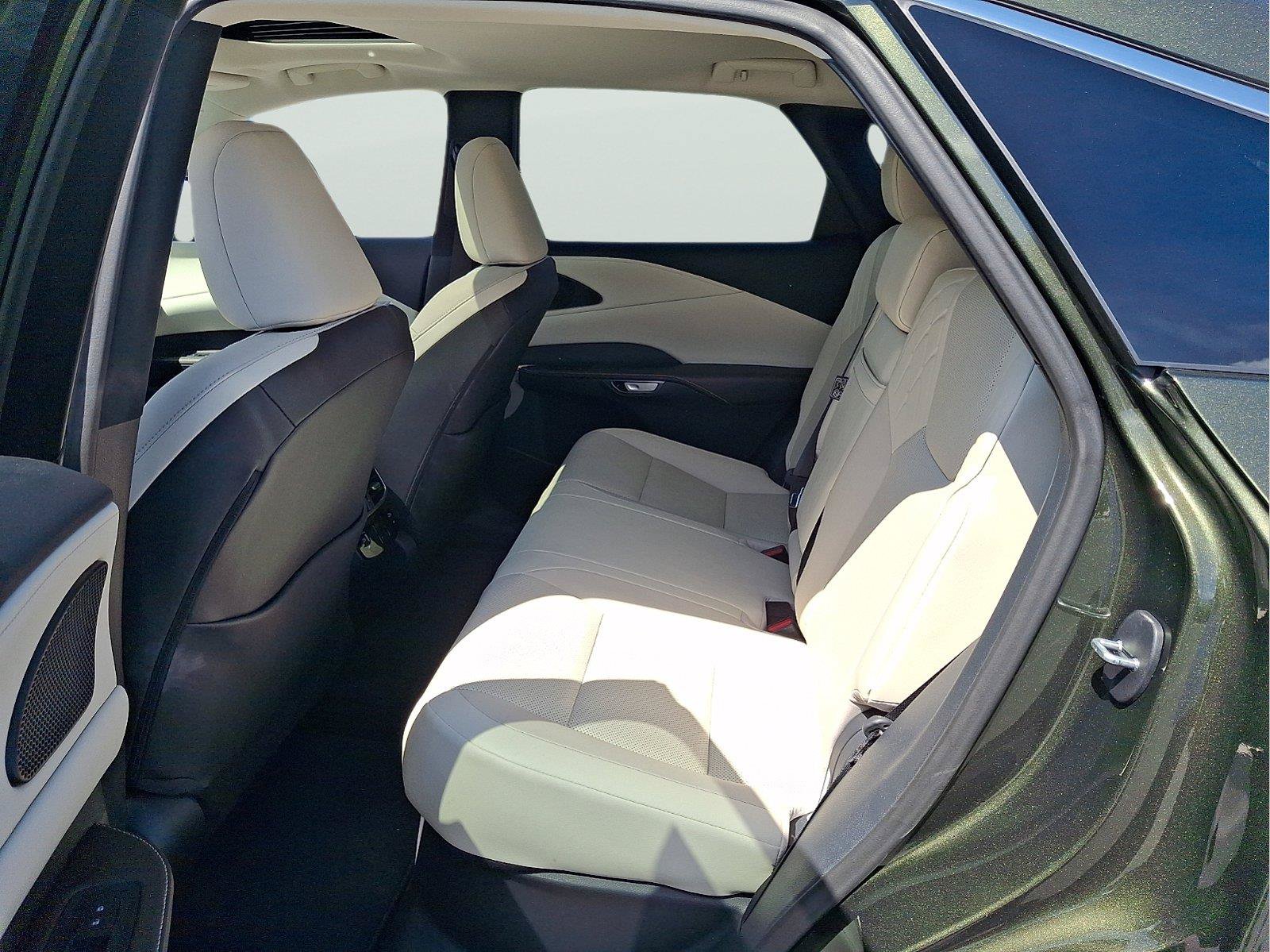 Used 2024 Lexus RX 350 Premium w/ Cold Area Package AWD/4WD image 8