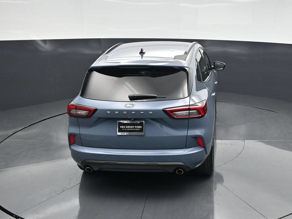 Certified 2024 Ford Escape ST-Line w/ Tech Pack #1 FWD image 39