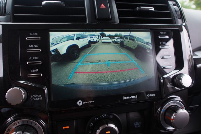 Used 2021 Toyota 4Runner TRD Off-Road Premium w/ Moonroof Package AWD/4WD image 32