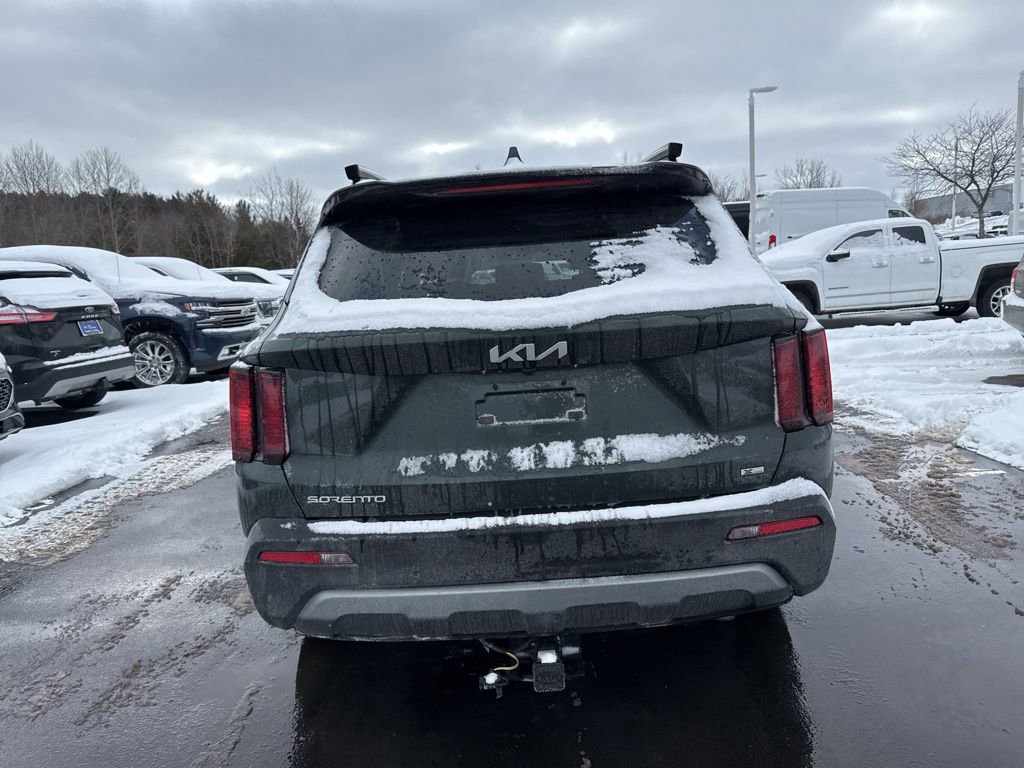 Used 2023 Kia Sorento S w/ Panoramic Sunroof Package image 5