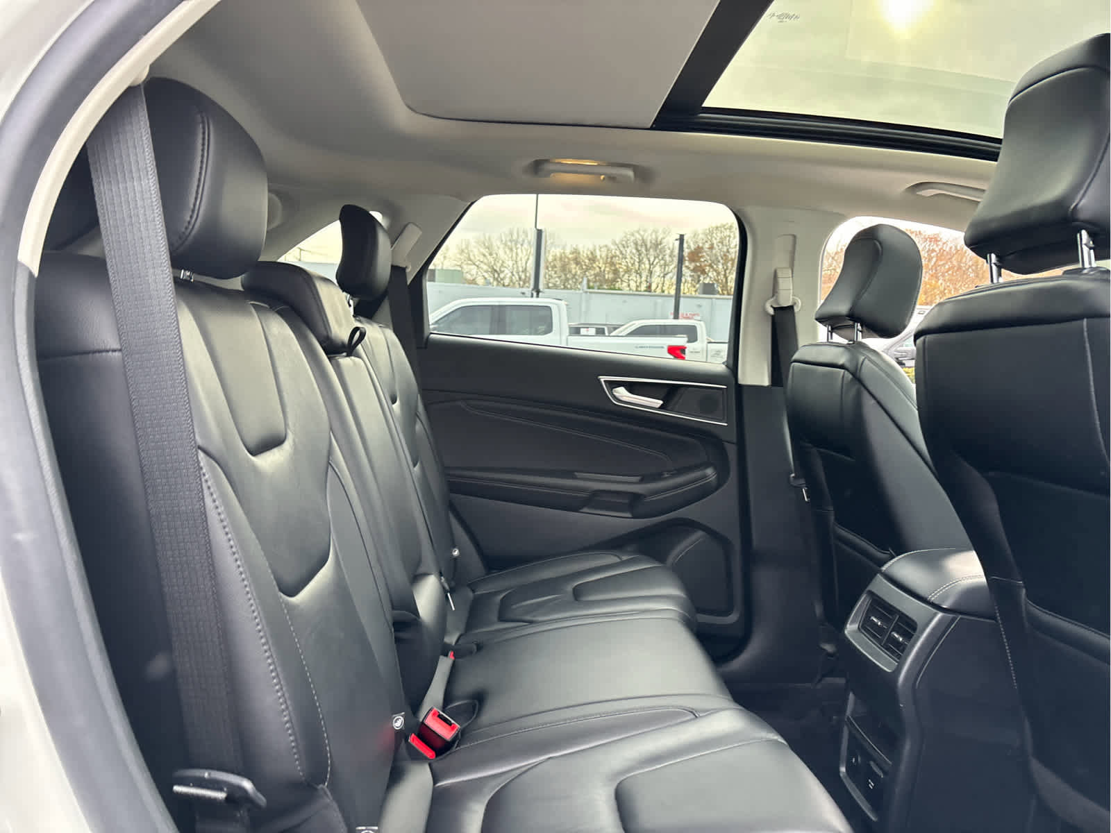 Certified 2022 Ford Edge Titanium w/ Cargo Accessory Package image 29