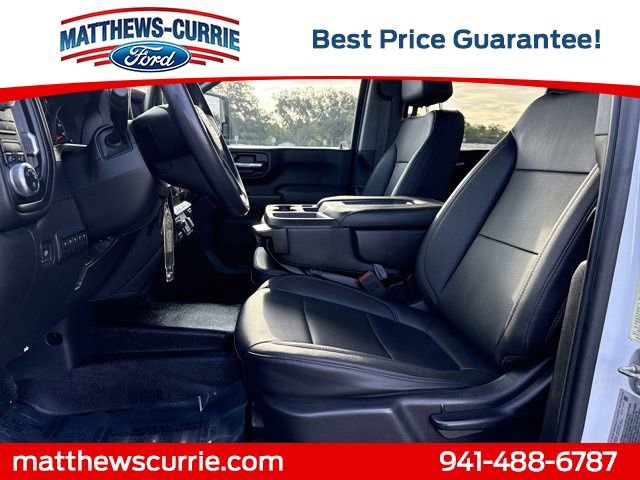 Used 2020 GMC Sierra 3500 4x4 Crew Cab w/ Convenience Package image 9