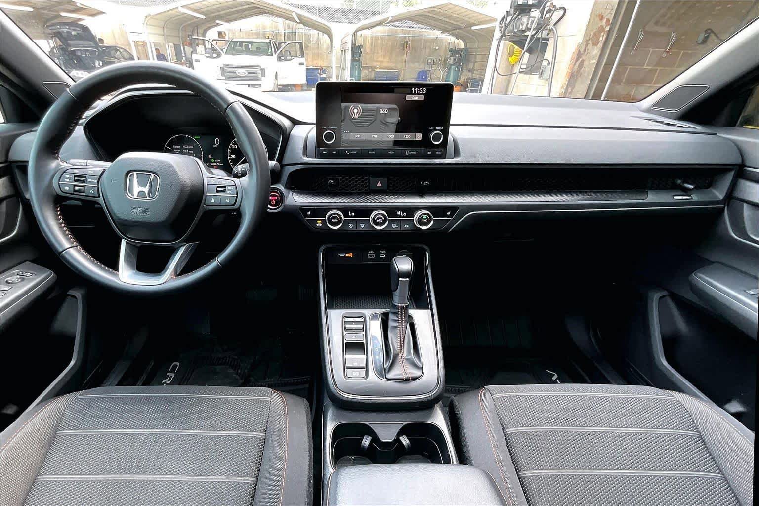 Used 2025 Honda CR-V Sport image 16