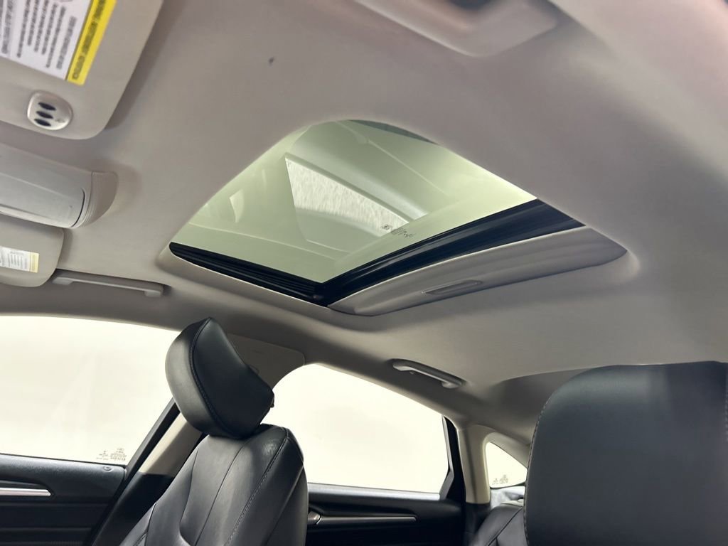 Certified 2020 Ford Fusion Titanium AWD/4WD image 26