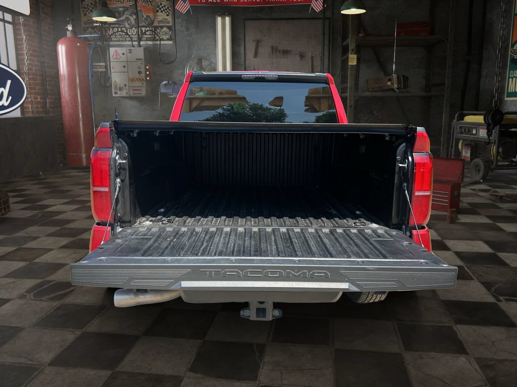 Used 2025 Toyota Tacoma SR5 RWD image 10