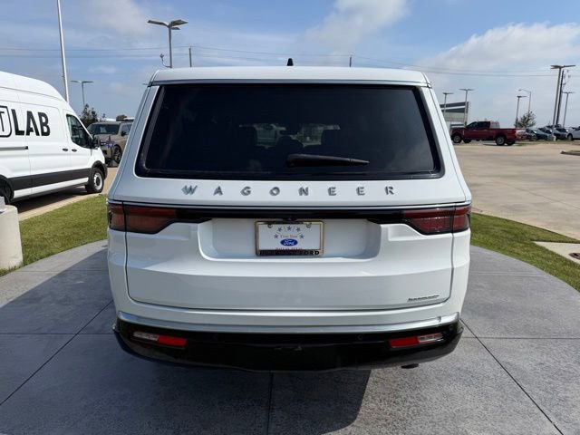 Used 2024 Jeep Wagoneer L Series II RWD image 5