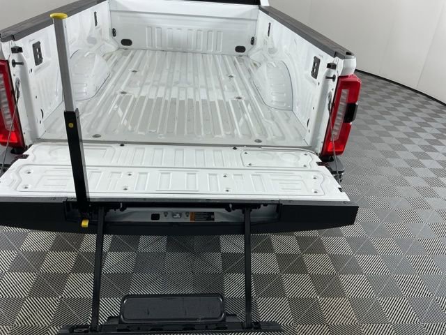 Certified 2024 Ford F350 Lariat w/ Camper Package AWD/4WD image 8