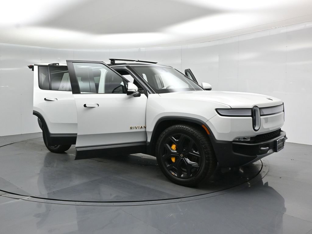 Used 2024 Rivian R1S Adventure AWD/4WD image 28