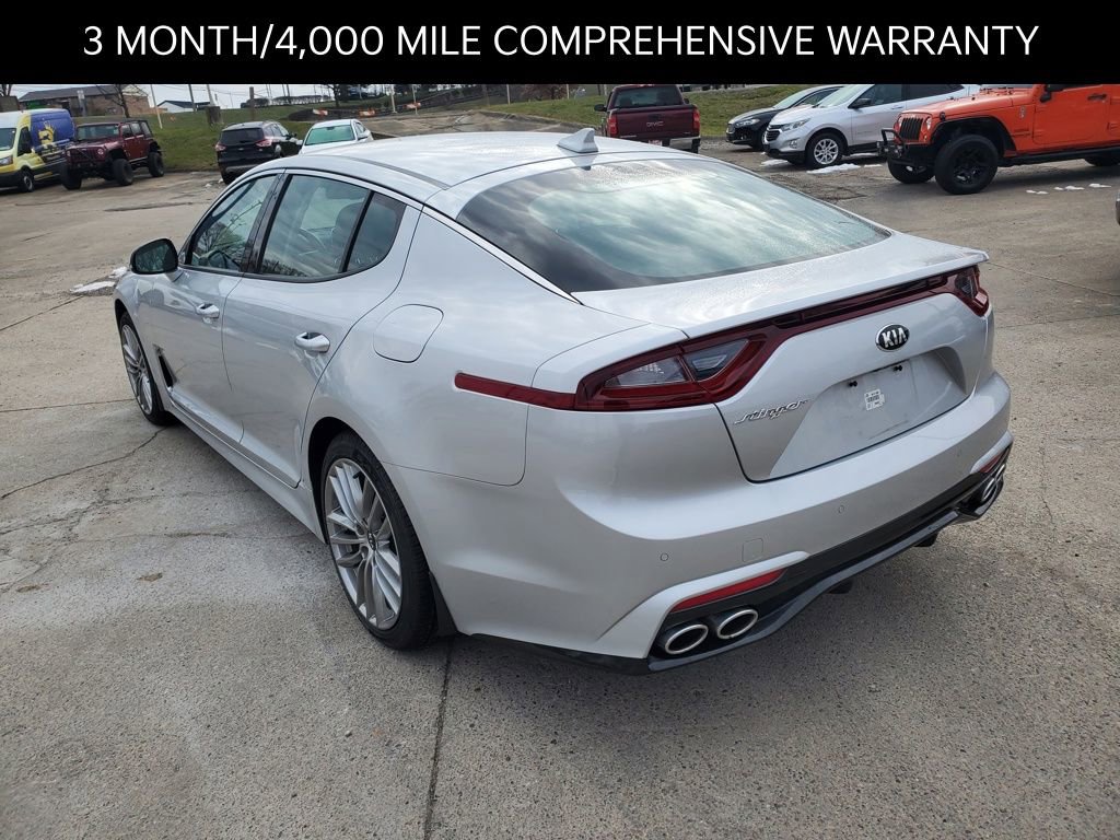 Used 2018 Kia Stinger Base image 2
