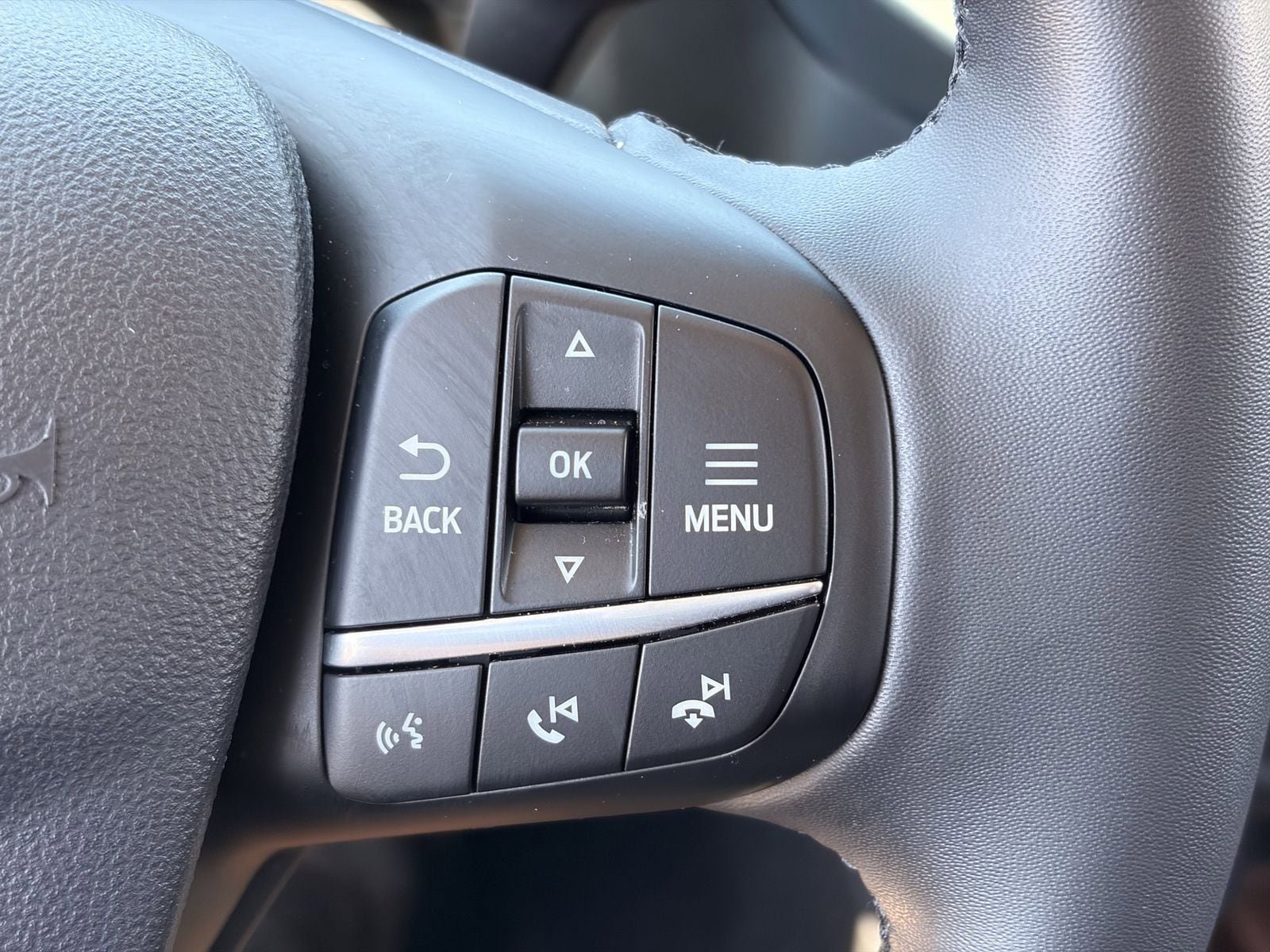 Certified 2024 Ford Maverick Lariat FWD image 28