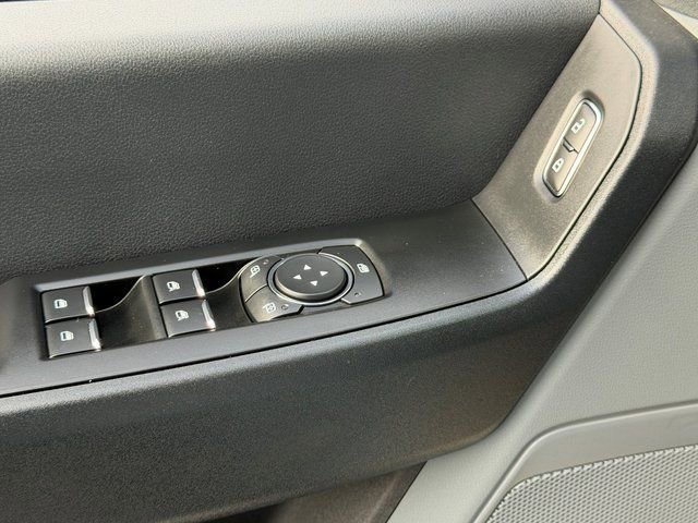 Certified 2025 Ford F250 XL w/ XL Chrome Package image 34